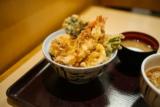 La délicieuse aventure de Tempura : Une plongée culinaire dans la friture japonaise